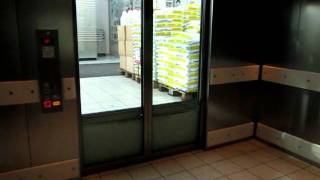 Dralle hydraulic glass elevator at a supermarket in Beverungen [upl. by Ashford655]