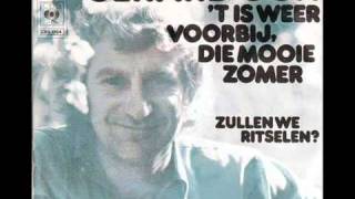 YouTube Gerard Cox t Is Weer Voorbij Die Mooie Zomer 1973 [upl. by Trelu830]