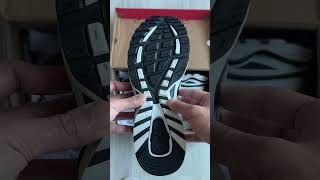 Unboxing Under Armour HOVR Apparition RTRFTR TC [upl. by Rehprotsirhc]