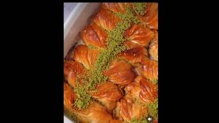 بقلاوة بالقشطه و الفستق food sweets وصفات حلويات بقلاوة baklava لايك اكسبلور [upl. by Enilram570]