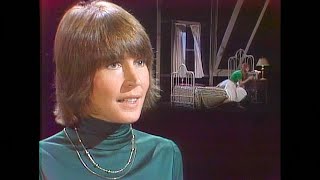 Helen Reddy  Angie Baby The Carol Burnett Show 1974  stereo [upl. by Leund]