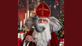 Sinterklaasliedjes Sinterklaas is een olifant [upl. by Bette-Ann]