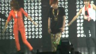 fancam 110610 SHINee Taemin  Dance Battle  SM TOWN in Paris [upl. by Judah]