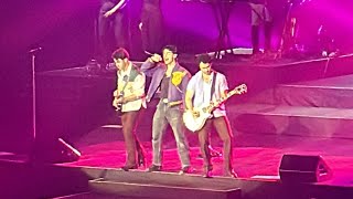 02222024 Lovebug  Jonas Brothers in Manila [upl. by Nylyaj]