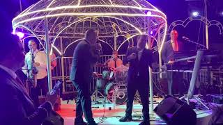 משה לוק ויוסי ברגר  הנני רופא לך  Moshe Louk amp Yossi Berger  Hineni Rofeh Lach LIVE [upl. by Auqinahs]