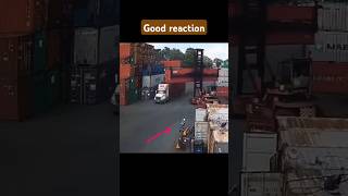 Good reaction 🙃 truck lkw camion lorry bigrig work job safety hgv shorts [upl. by Nathaniel]