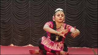 MALAVIKA M SUNIL dance performance Krishna nee begane krishna navratri bharatanatyam [upl. by Naillik45]