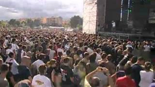 Fabri Fibra feat Marracash QUALCUNO NORMALE Live  Woodstock 5 Stelle [upl. by Ainez]