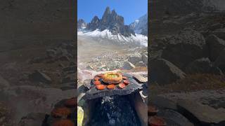 Dağda Simit Arasında Sucuklu Yumurta 🥚 Eggs with beef sausage between bagels on the mountain 🏔️ [upl. by Odnalro]