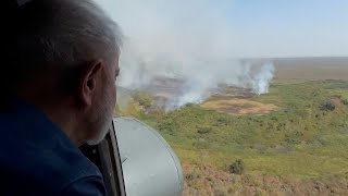 Lula sanciona política de manejo do fogo em viagem ao Pantanal  AFP [upl. by Moseley]