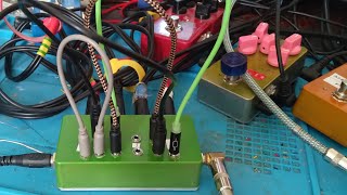 Effects pedal patchbay build [upl. by Dulci319]