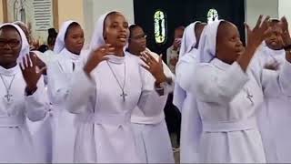 See how Catholic Sisters enjoy dancing the best Luo Bible procession song 2024 [upl. by Leanora]