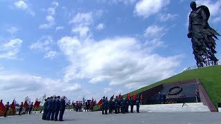 Wreath Ceremony 30 June 2020 Anthem of Russia and Belarus  New Rzhev Memorial to the Soviet Soldier [upl. by Eisak]