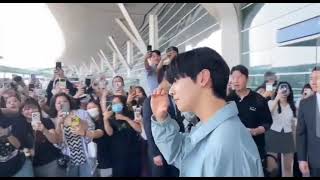 Cha Eun Woo heading to Paris France for DIOR Mens SUMMER 25 CollectionDIOR PRINCE CHAEUNWOOASTRO [upl. by Neala773]