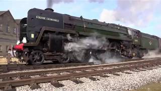 70013 Oliver Cromwells brutally stunning displays at KWVR Gala 9th March 2018 [upl. by Noletta]