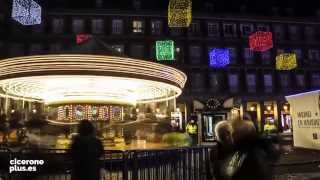 PLAZA MAYOR DE MADRID en Navidad Madrid  España [upl. by Tarton]