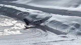 Piper Aircraft crash at the end of a runway at Courchevel Altiport in France [upl. by Oniram]