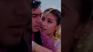 Humein na bhulana whatsappstatus ajaydevgan bollywood love oldsong [upl. by Suiratnod]