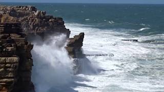 Wilde Küste Peniche  Starke Brandung  Blick nach Berlengas  Portugal [upl. by Jack]