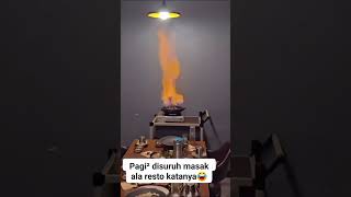 Masak lucu ala kang Ucup 🤣 Yang🔴SUBSCRIBE banyak rezekinya amin🤲 [upl. by Tilney816]