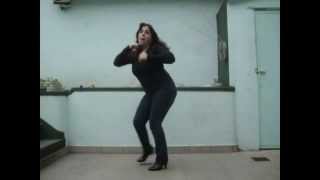 Mi mamá bailando Kpop  My mom dancing Kpop [upl. by Einnor]