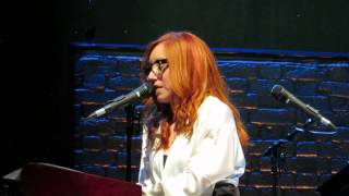 Tori Amos Amsterdam May 29th 2014 Frozen Madonna Cover [upl. by Kalle]