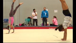 Historias y Reportajes  El difícil camino de una gimnasta para ser profesional [upl. by Nymassej]