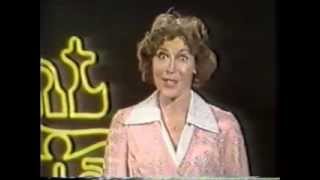 HELEN REDDY  ANGIE BABY  THE MIDNIGHT SPECIAL  RARE 1975 PERFORMANCE [upl. by Cordula]