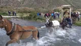 XIV ROCIO EN FITERO NAVARRA PASO DEL RIO ALHAMA 1 06 2013 [upl. by O'Hara]