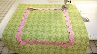 How to Sew Ric Rac to a Quilt or Fabric by Jill Finley of Jillily Studio  Fat Quarter Shop [upl. by Denys]