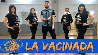 LA VACINADA Checco Zalone BACHATA DI GRUPPO  BAILA CON LUIS 2021 [upl. by Anilave]