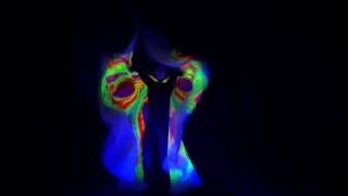 Schwarzlicht und LED Show Fantasia von Dance with Fire [upl. by Arabrab739]