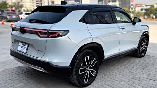 2023 Honda Vezel Hybrid Z Play Review 4K Interior and Exterior Walkthrough [upl. by Idnic]