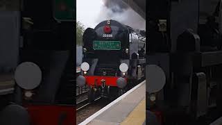 British Pullman 35028 Clan line Merchant Navy Class passing Through Canterbury East 71124 [upl. by Miuqaoj]