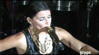 Presenta Nelly Furtado quotMi planquot [upl. by Adda]