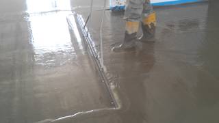 SELFLEVELING CELLULAR CONCRETE SCREED AT MEDIUM DENSITY [upl. by Aluap]