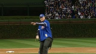 WS2016 Gm5 Ryne Sandberg throws out the first pitch [upl. by Appilihp]