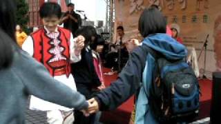 Aashti Makedonsko Devojce Taiwanese dancing on Macedonian music [upl. by Ahsat]