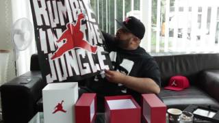 Ali Bumaye packt die RUMBLE IN THE JUNGLE Box aus [upl. by Ansilme488]