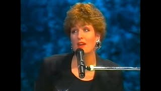 BARBARA DICKSON  THE RIGHT MOMENT LIVE  1989 GERRY RAFFERTYOLIVIA NEWTONJOHN [upl. by Ahsinauj]