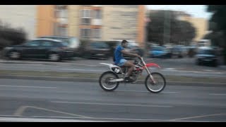 450 CRF 450 KXF AViGNON QUARTiERS SUD [upl. by Eugenius]