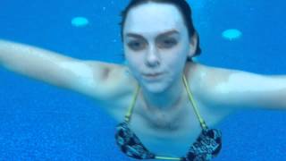 Lifeproof Frè  iPhone 5s Underwater Quick Test Video [upl. by Koppel894]