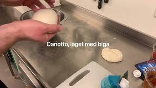 Canotto pizza  wwwmittitaliait [upl. by Nnawtna984]