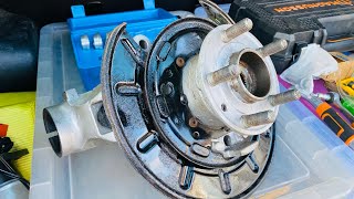 Wheel bearing change  Land Rover Freelander 2  LR2 Part 2 of 3 [upl. by Lachus]