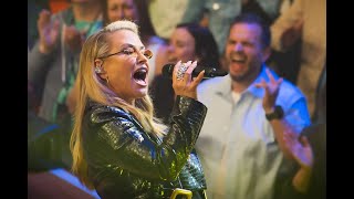 Anastacia Live  Sick and Tired [upl. by Sotnas440]