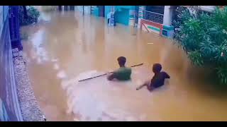 Vijayawada Singh Nagar Floods Live CC Footage  Andhra Pradesh  greatandhracom [upl. by Nagud]