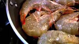 Fast Food  3  Garlic Prawns By Gordon Ramsay [upl. by Pliam]