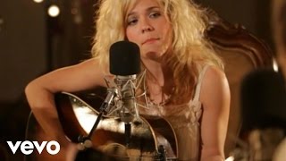 The Band Perry  Independence Live From Oceanway Studios Nashville 2010 [upl. by Gensmer917]