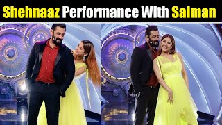 Salman KhanShehnaaz Gill Dance Sadda KuttaKutta Twada Kutta Tommy Salman Khan Birthday Special [upl. by Saleem853]