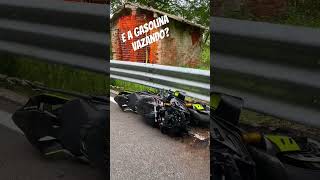 Gasolina vazando da moto o que fazer motos dicas ducati motoscustom [upl. by Dinan359]